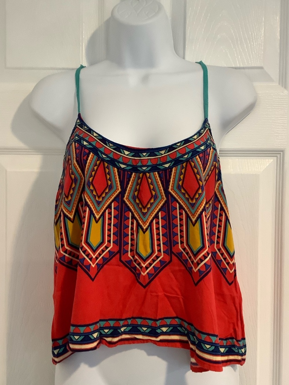 FLYING TOMATO Red Flowy Boho Aztec Festival Funky Bohemian Flowy  Cropped Tank M